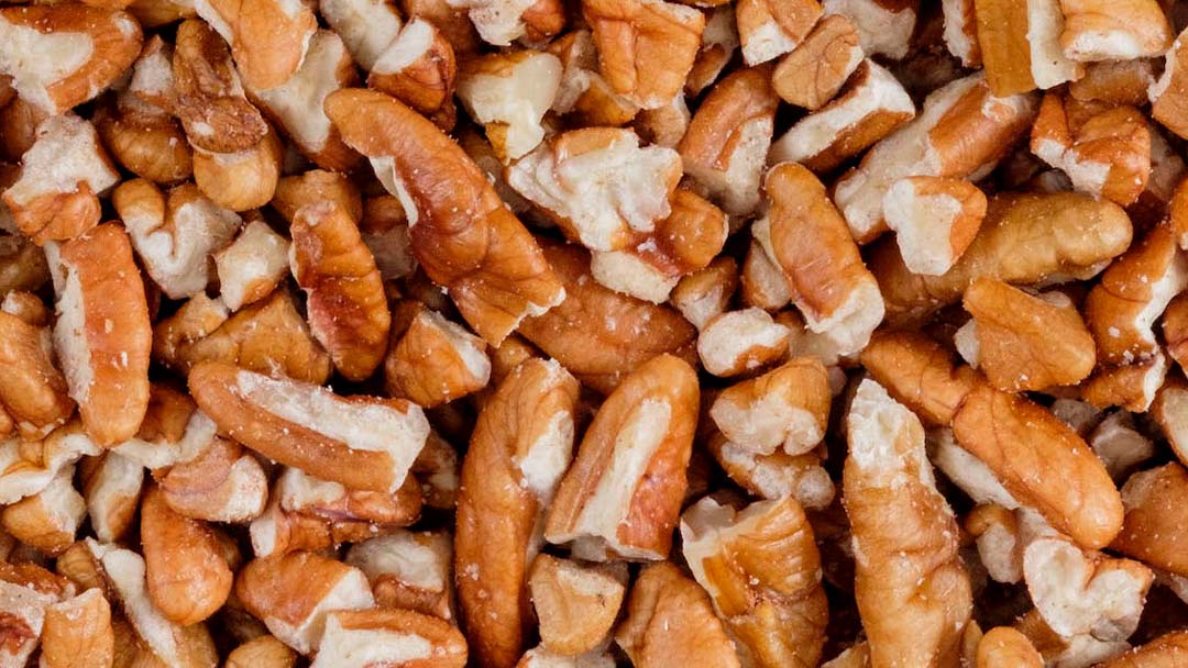 Power Up Your Veganuary: Why Nuts Are the Perfect Plant-Based Snack